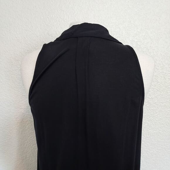 🔴3/$20 Inc Black Short Sleeve Button Top Size M - Picture 9 of 10